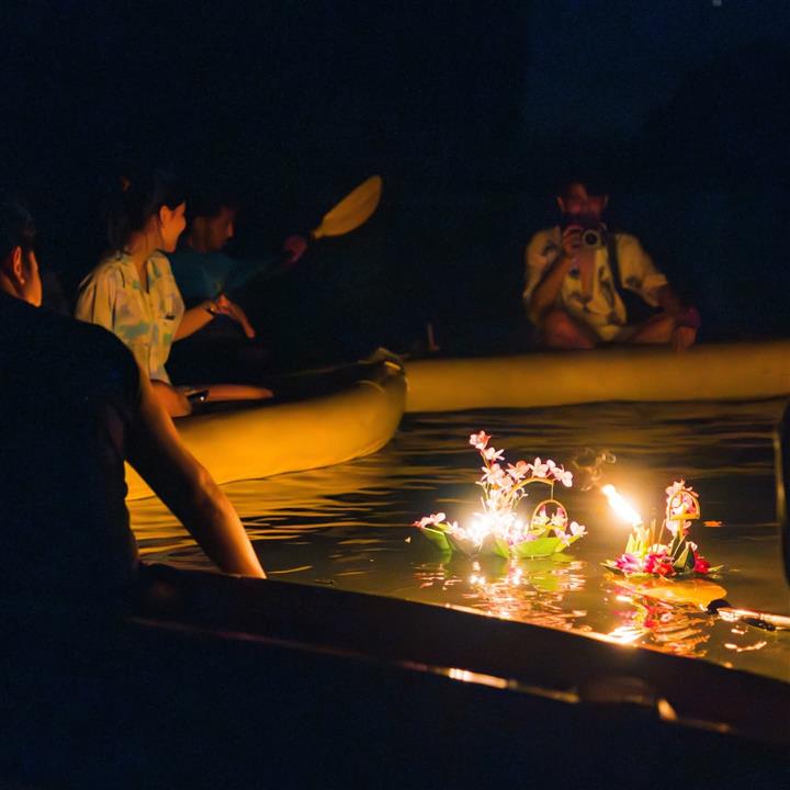 Gallery image for John Gray's Sea Canoe * Hong by Starlight