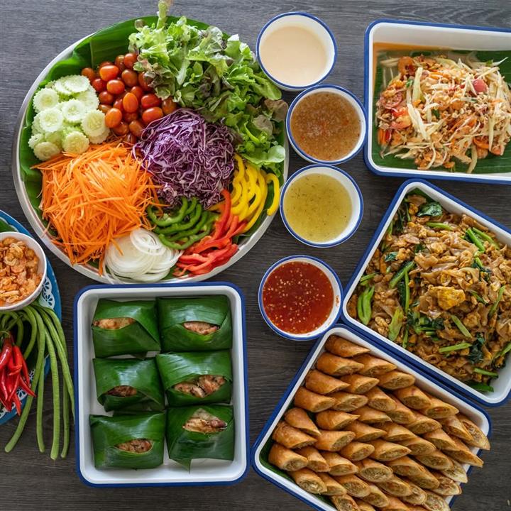 Gallery image for John Gray's Sea Canoe * Hong by Starlight