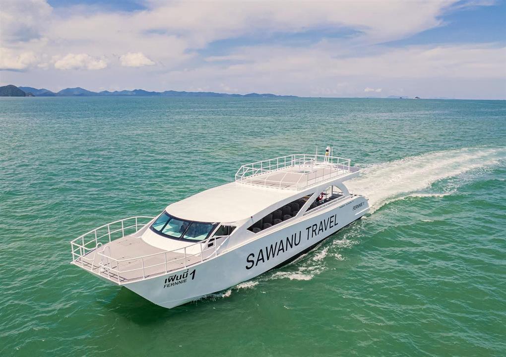 Gallery image for James Bond + Rang Yai Island By Power Catamaran (Premium)